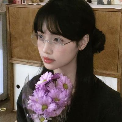 最近，妹妹的样子有点怪